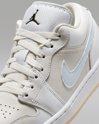 [NIKE]★Women's Air Jordan 1 Low SE★White Navy Air Jordan 1 Low SE Women's Shoes. Nike.com